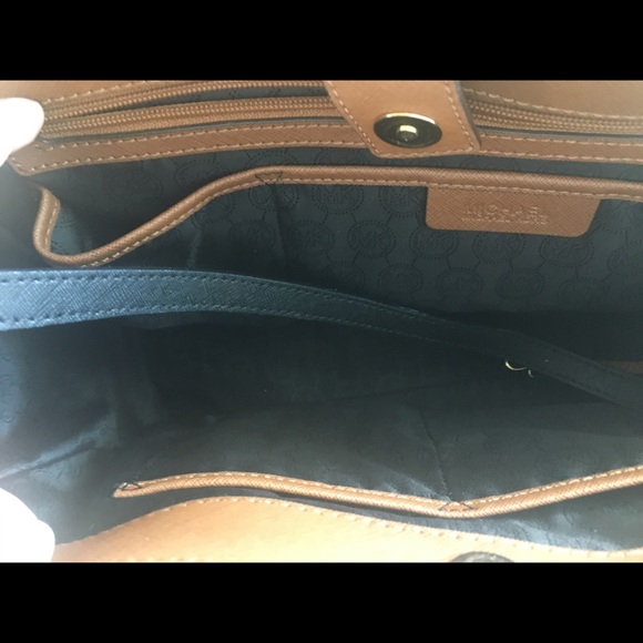 Michael Kors Handbag - Picture 3 of 5